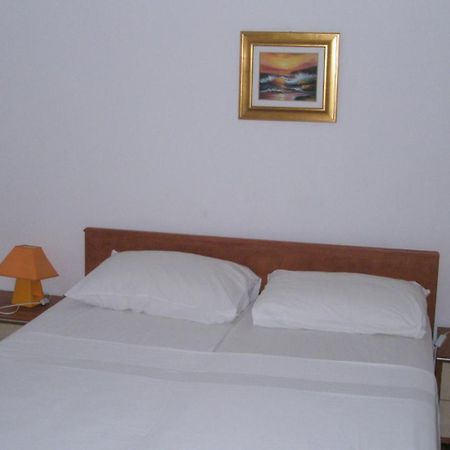 Guesthouse Marija Подстрана Екстериор снимка