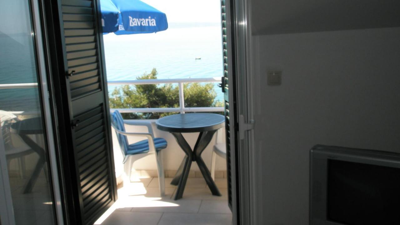 Guesthouse Marija Подстрана Екстериор снимка