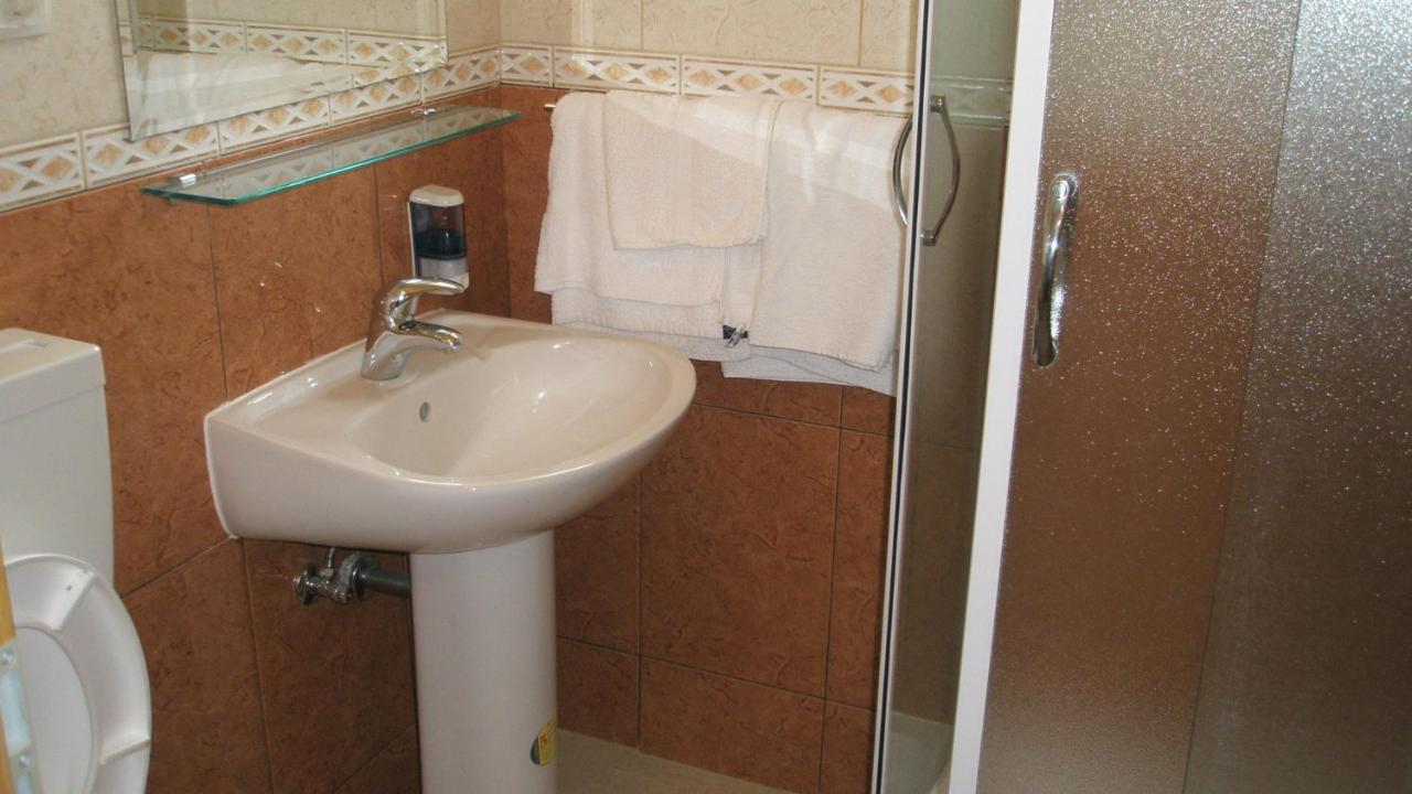 Guesthouse Marija Подстрана Екстериор снимка