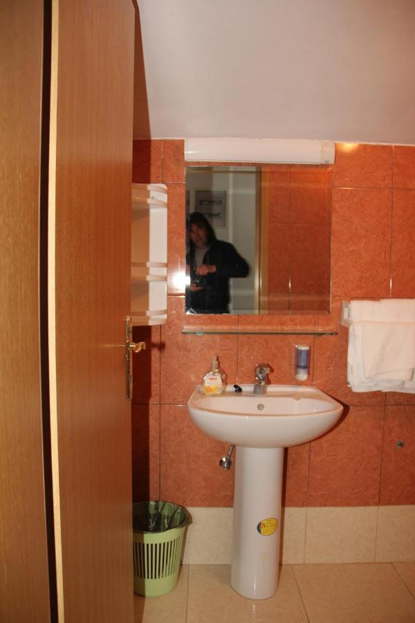 Guesthouse Marija Подстрана Екстериор снимка