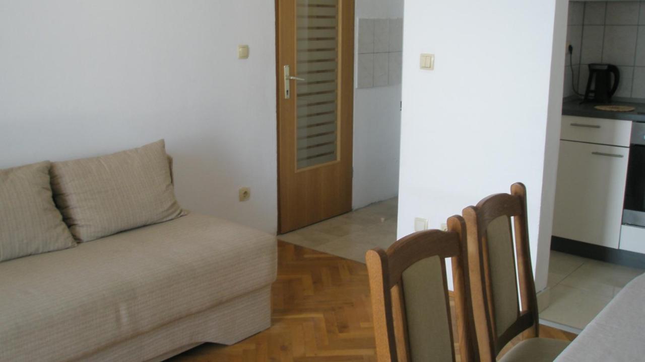 Guesthouse Marija Подстрана Екстериор снимка